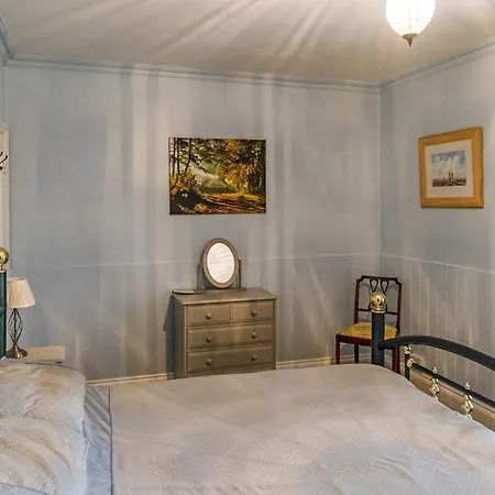 Сasa de vacaciones The Rockery