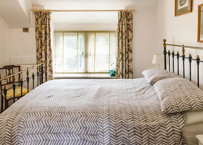 Holiday home The Rockery Shap